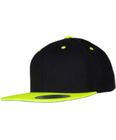 Flexfit by Yupoong 6089MT The classic snapback 2-tone
