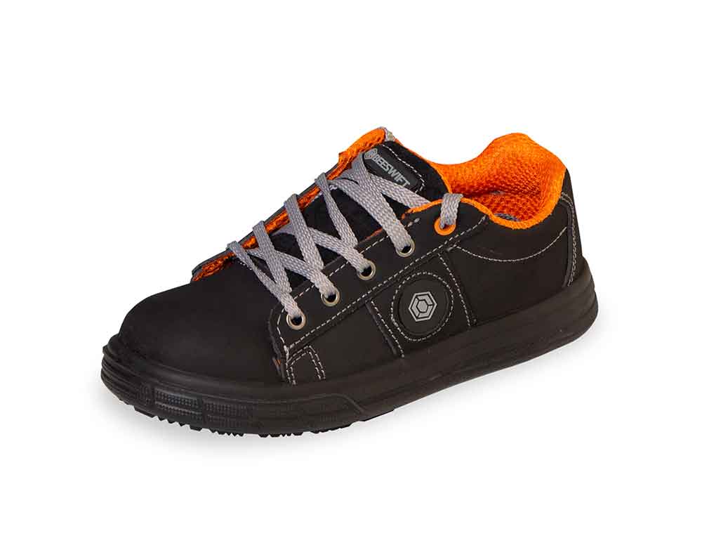Beeswift CF18 D/D Sneaker Trainer Black