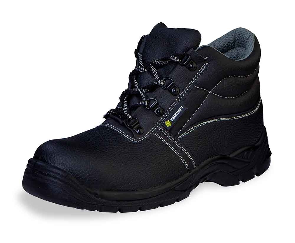Beeswift CF55BL D/D Chukka S3